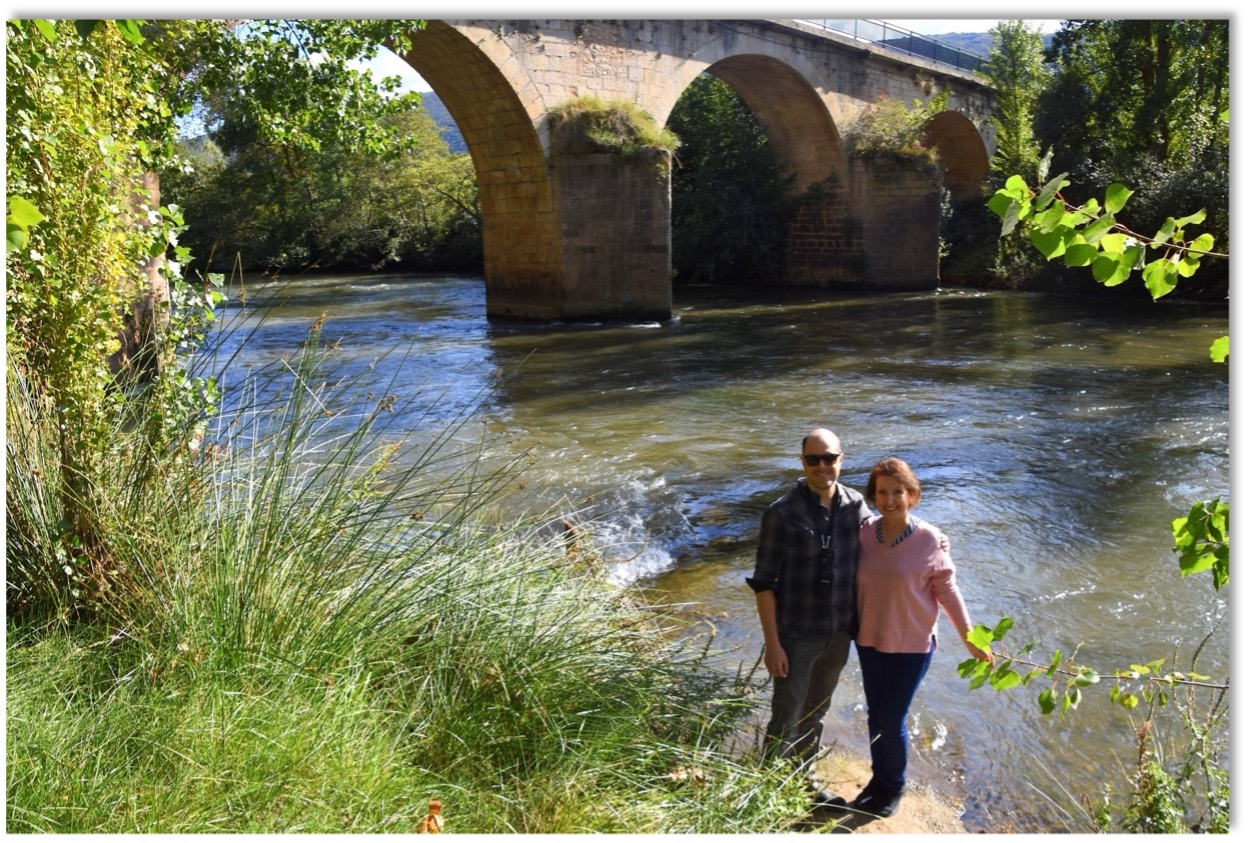 María Eugenia Valdivieso Eguiguren José Antonio Riofrío Valdivieso Río Ebro – Valle de Valdivieso